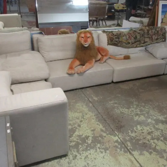 Couch (sans cusions)