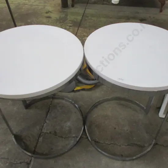 2 Side Tables